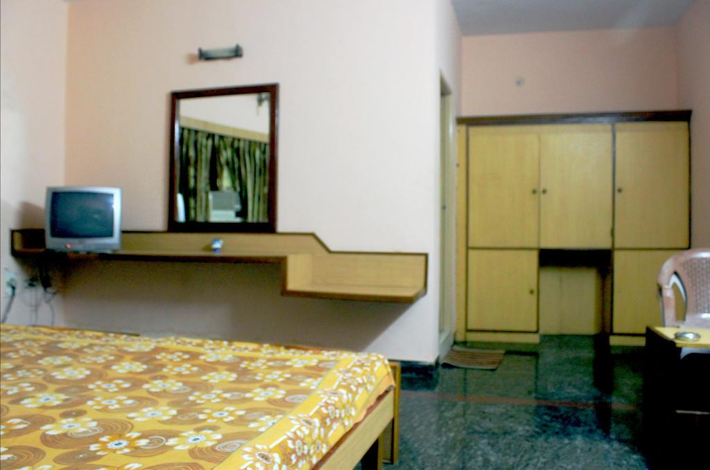 Vinodhara Guest House Mahabalipuram Exterior photo